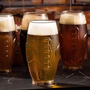 NWOT Football glasses- set of 4